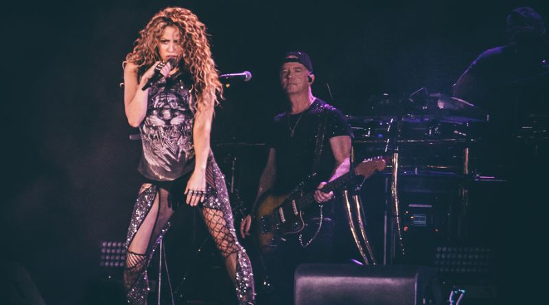 Shakira revela querer fazer turnê mundial em 2024