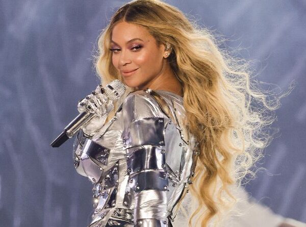 Beyoncé levará turnê Renaissance para os cinemas em dezembro